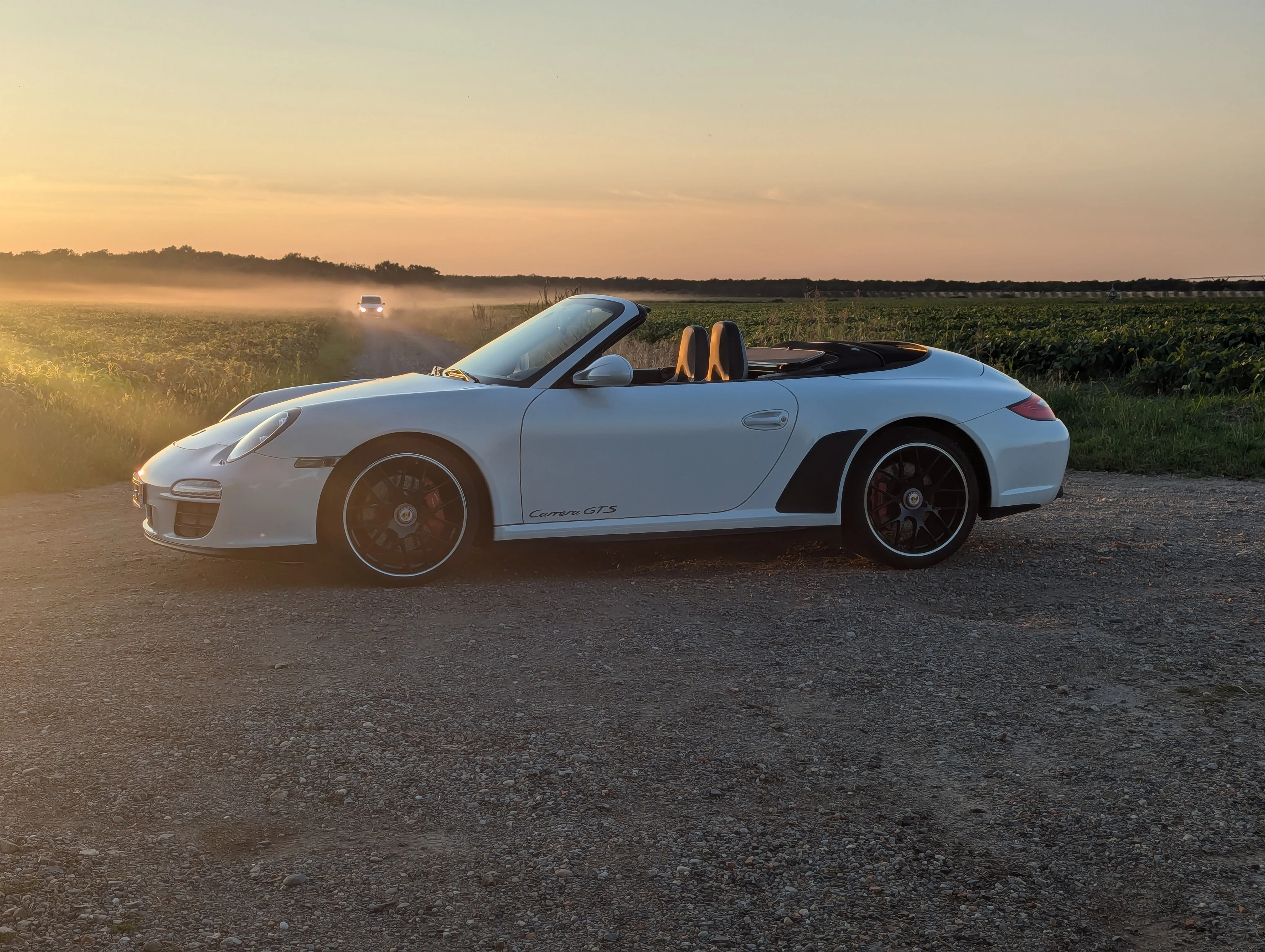 Profile of the Porsche 911 997 Carrera GTS