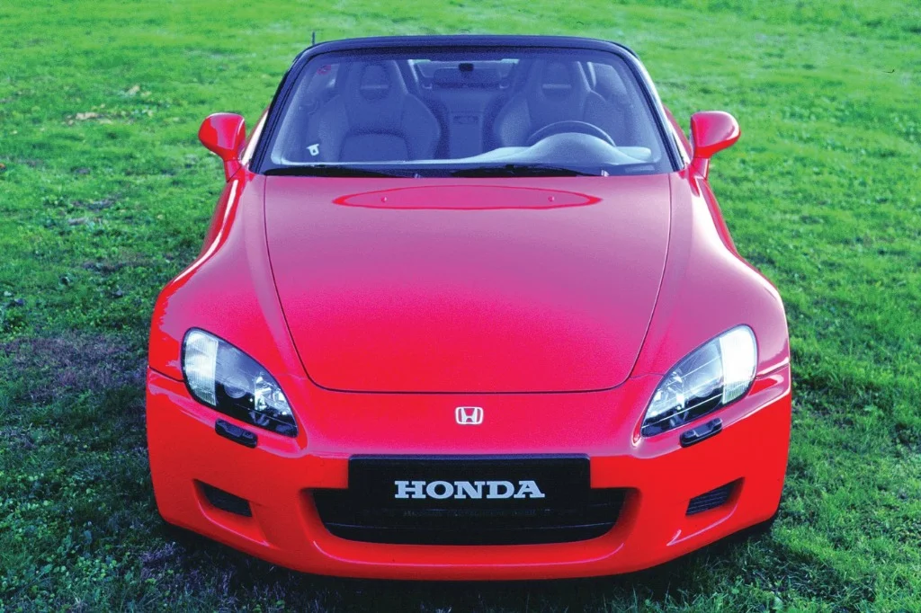 Front fascia of the Honda S2000