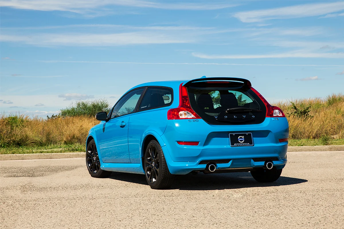 Volvo C30 T5: The 5-Cylinder Mini-GT Coupe