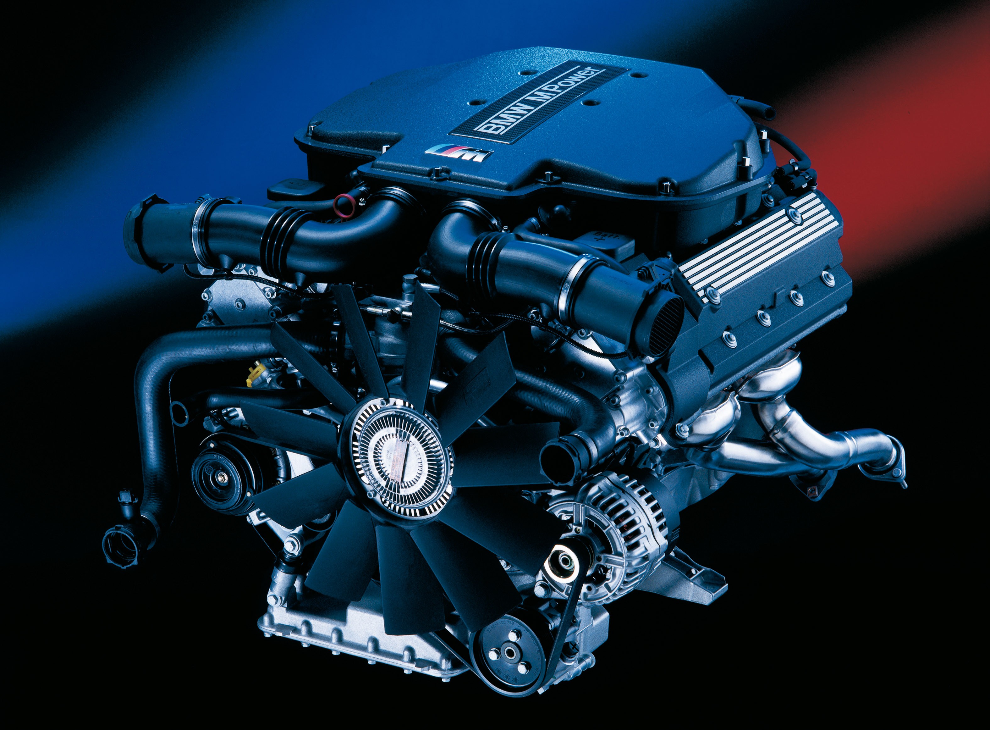 BMW M5 E39 V8 engine