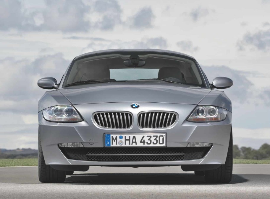 Front three-quarter view of the BMW Z4 Coupe E86