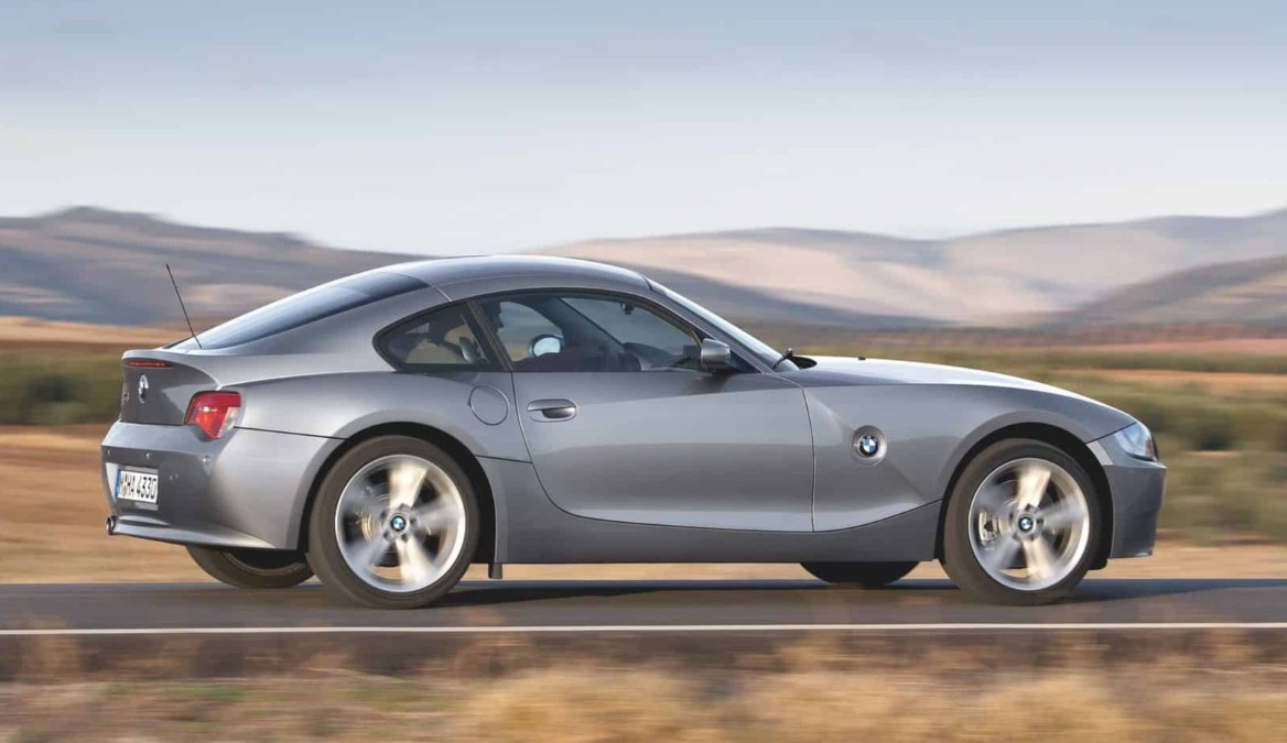 Profile view of the beautiful BMW Z4 3.0 Si Coupe