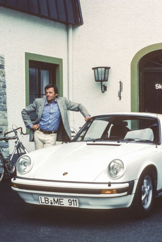 Porsche 911 Carrera 3.0
